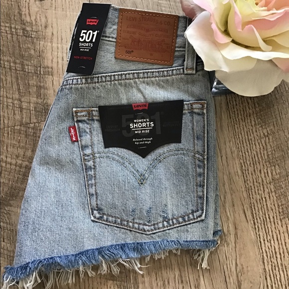LEVI’S 501 MID RISE SHORTS 🎀 - Picture 5 of 9